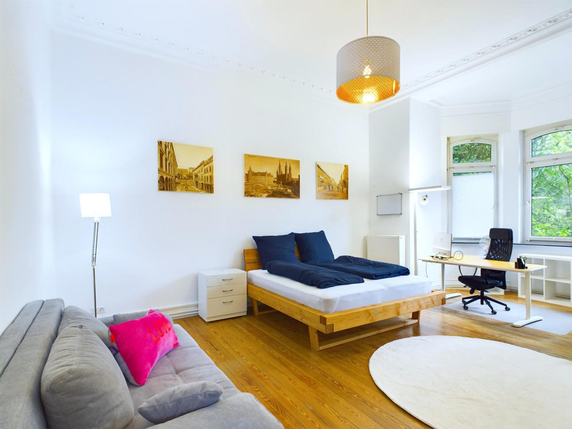 Stilvolle Altbauwohnung Am Kurpark, Zentral, Fuer Bis Zu 8 Personen Appartement *