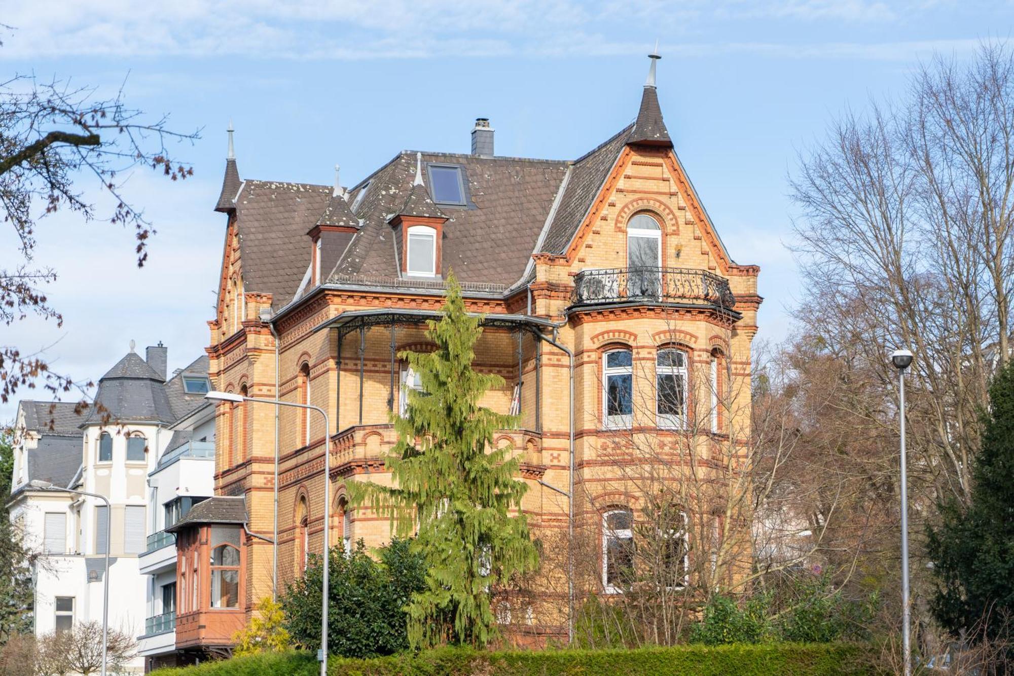 Stilvolle Altbauwohnung Am Kurpark, Zentral, Fuer Bis Zu 8 Personen Appartement Wiesbaden